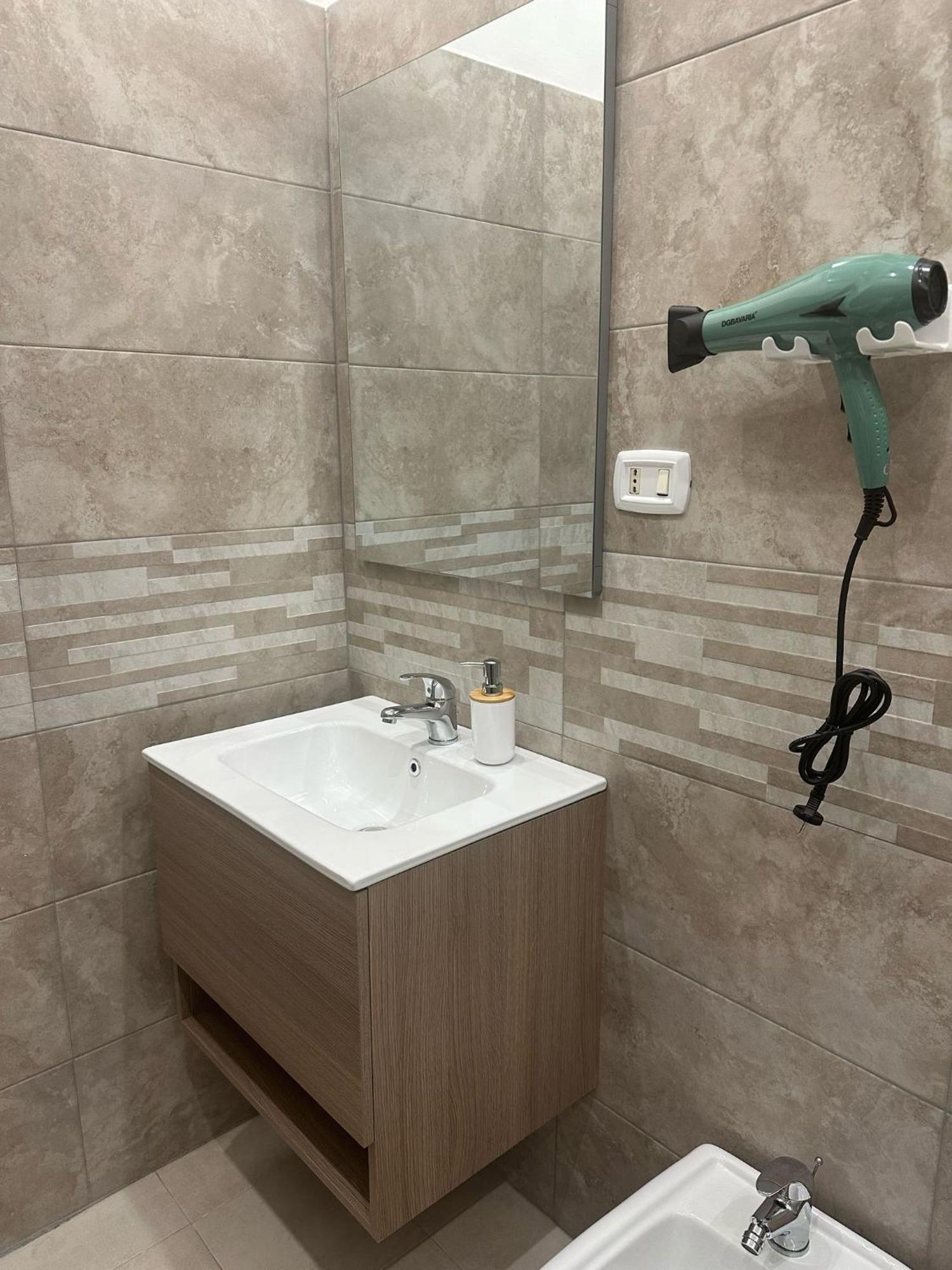 House Luroke Apartment Катания Екстериор снимка