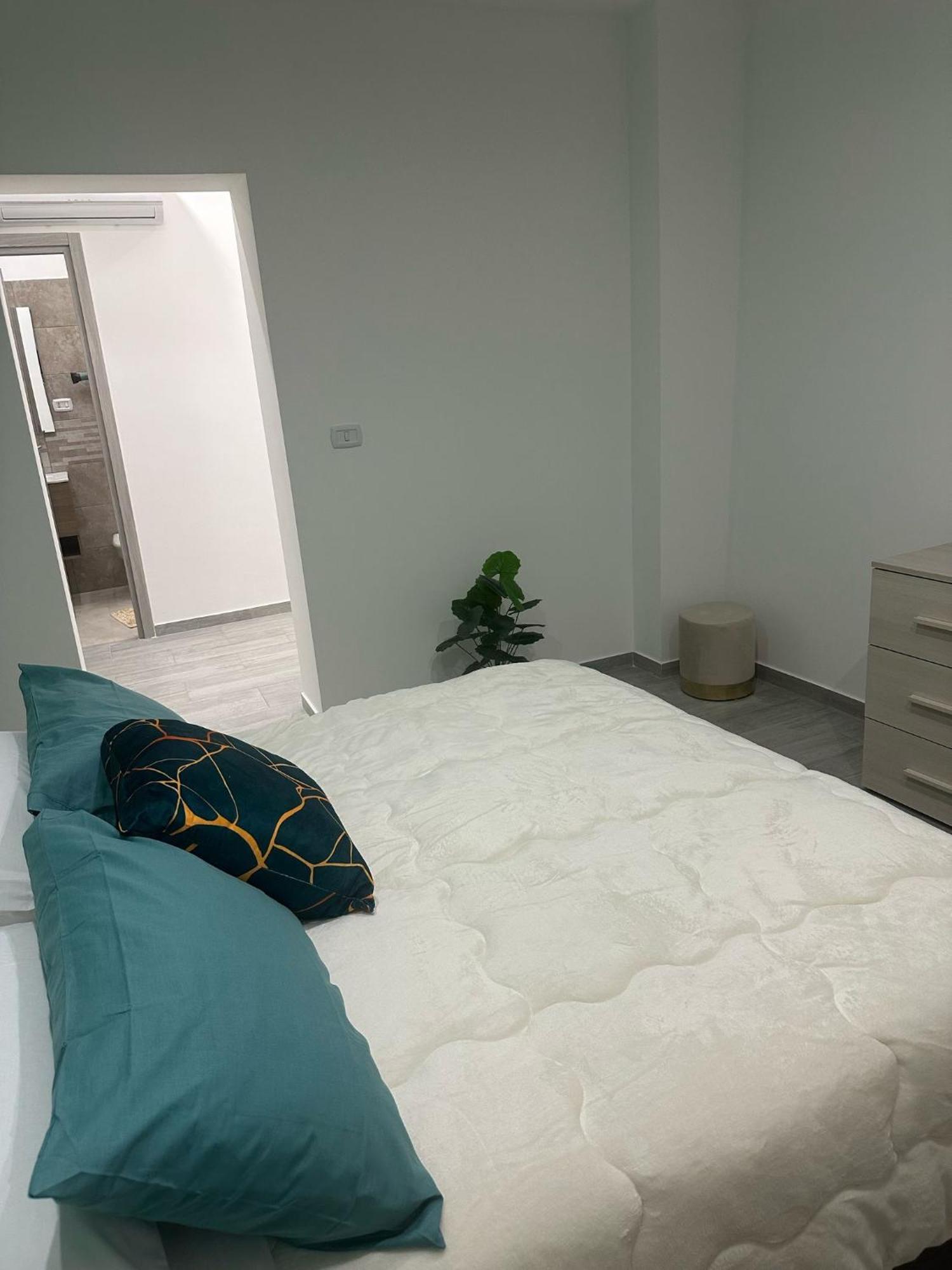 House Luroke Apartment Катания Екстериор снимка
