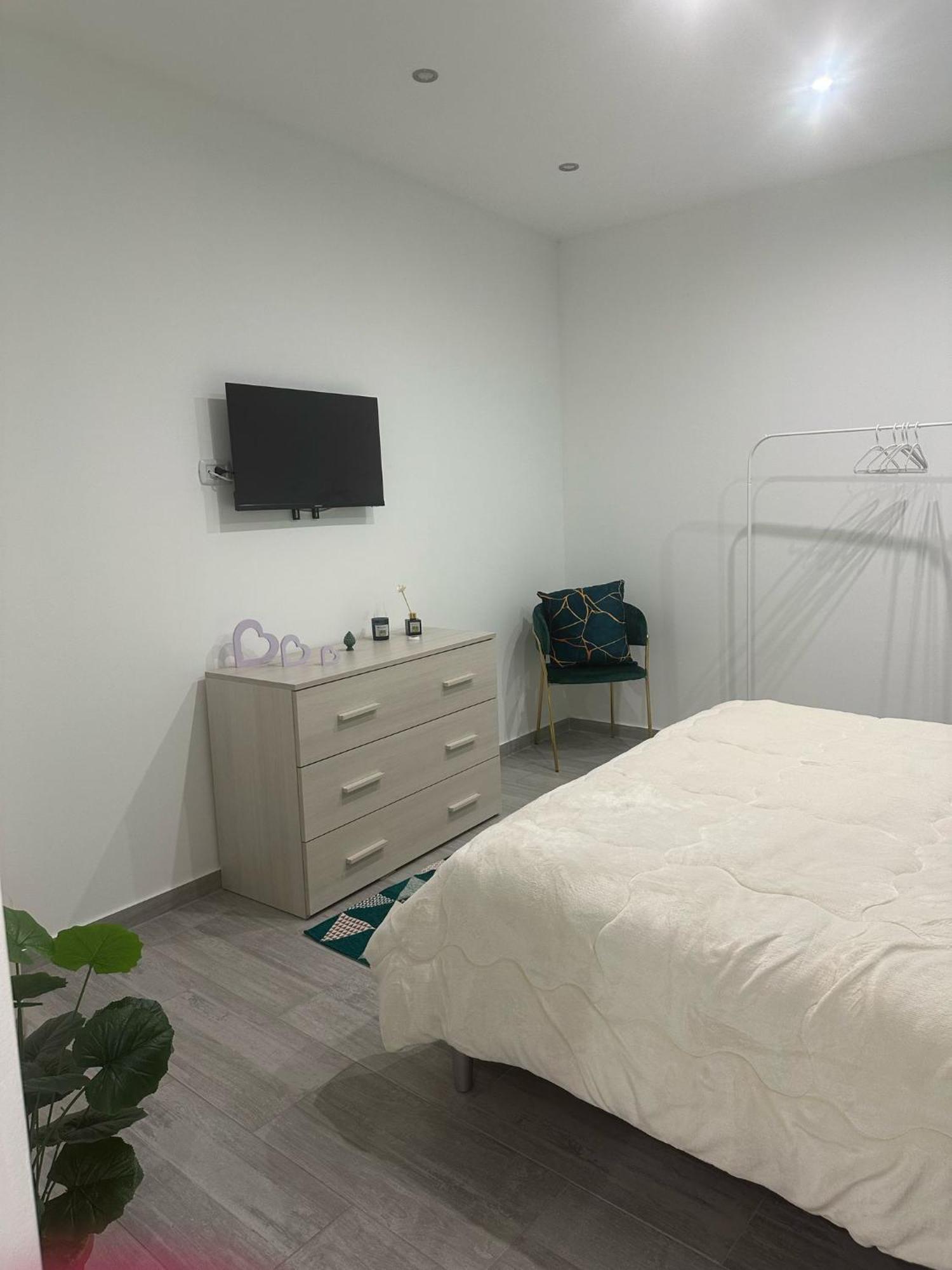 House Luroke Apartment Катания Екстериор снимка